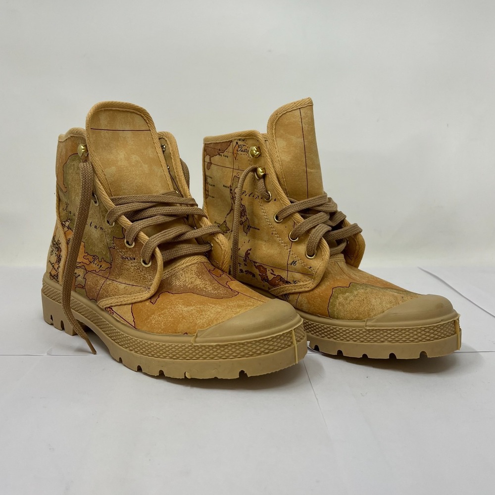 Alviero Martrini Combat Boot Geo‎ Classic Print Women's US Size 6.5 VTG NEW!!